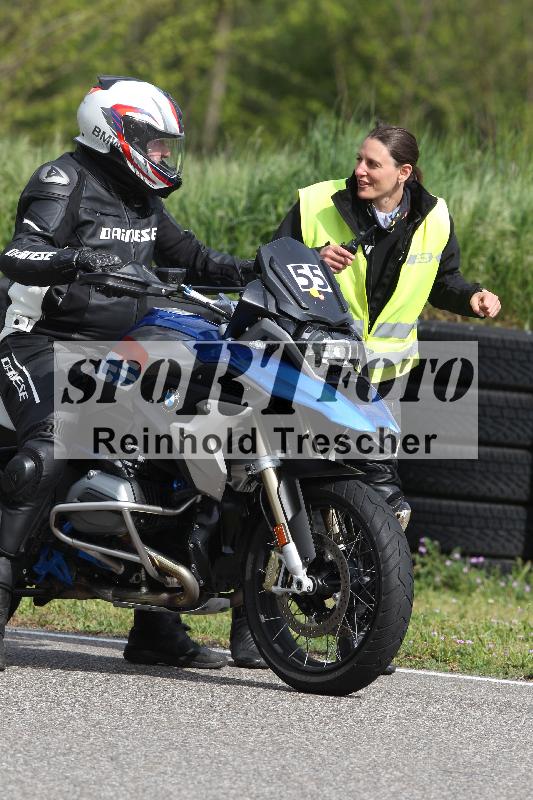 Archiv-2025/10 23.04.2025 Cornu Master School ADR/rot-rouge/55